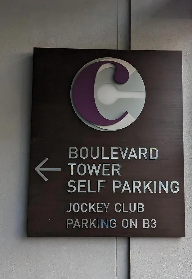 Suites At Jockey Club Aparthotel